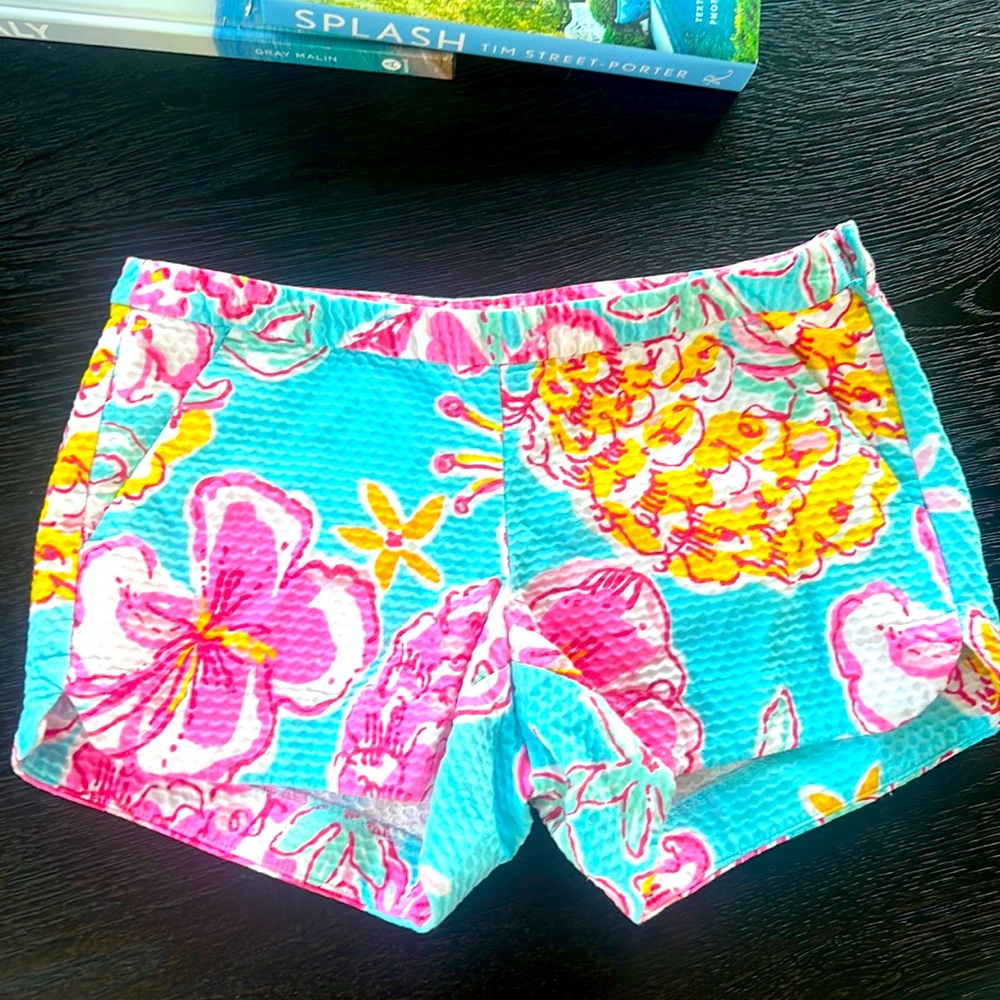Lilly Pulitzer shorts size 00